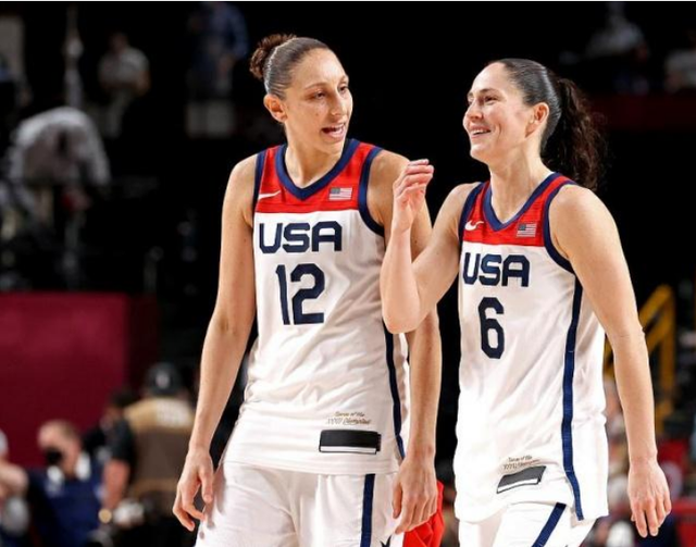 包含尼日利亚男篮碾压塞尔维亚男篮，萨姆·米切尔统治全场的词条