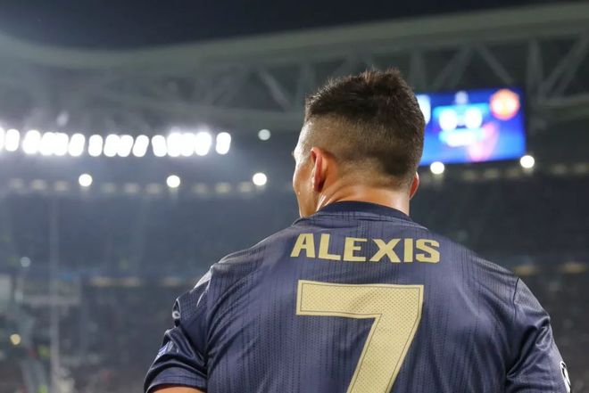 包含智利绝杀中国，博格巴2高光表现的词条