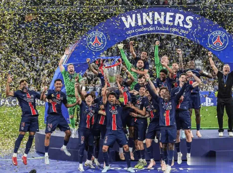 里昂取胜巴黎圣日耳曼,迎来四连胜 里昂取胜巴黎圣日耳曼,迎来四连胜