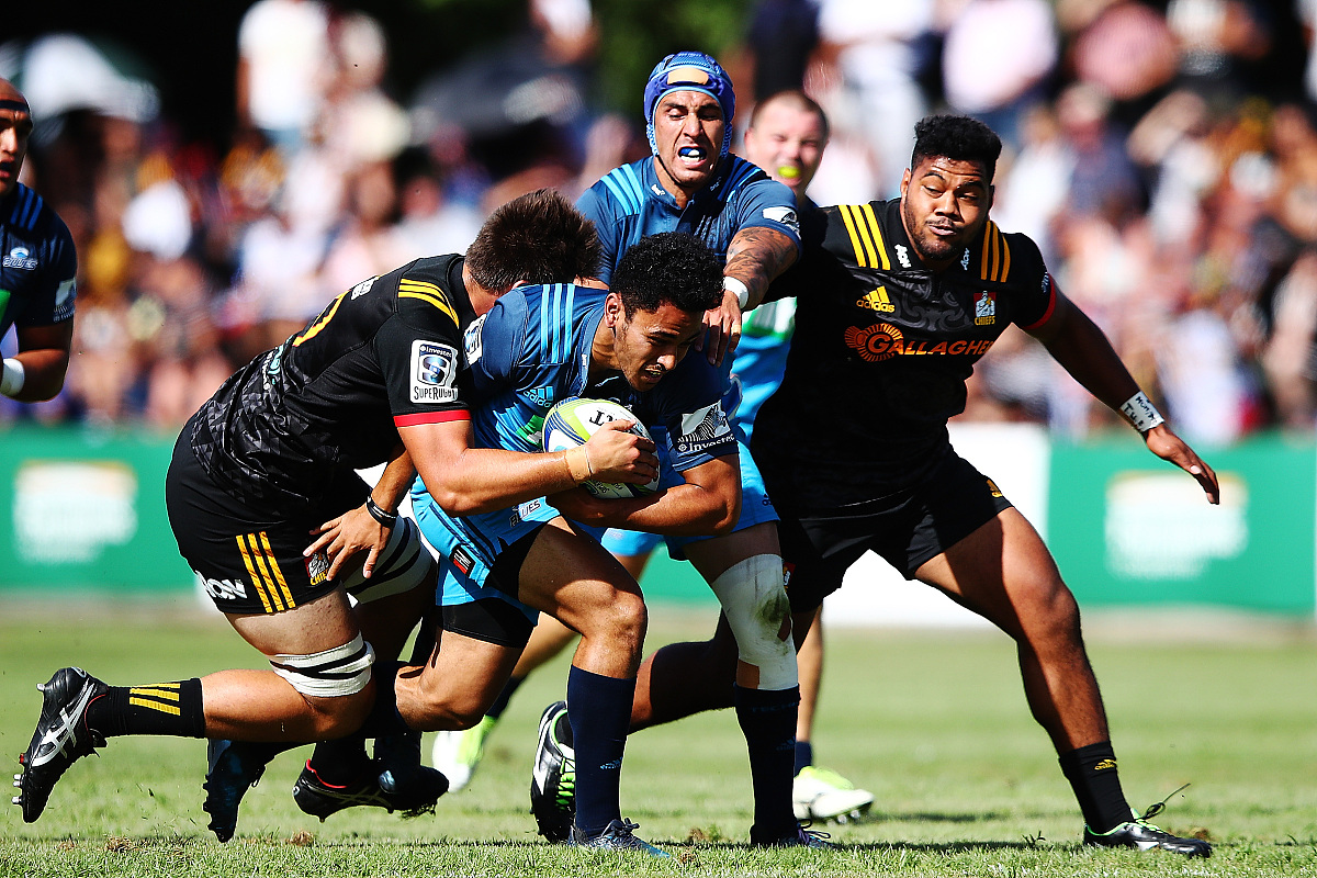 奥萨苏纳客场大胜,击败对手取得宝贵三分 奥萨苏纳客场大胜,击败对手取得宝贵三分