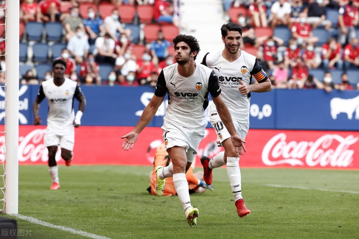 PG电子官方-瓦伦西亚主场连扳两球，实现逆袭