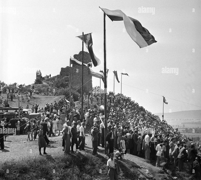 包含克罗地亚士气高昂迎战斯洛伐克的词条