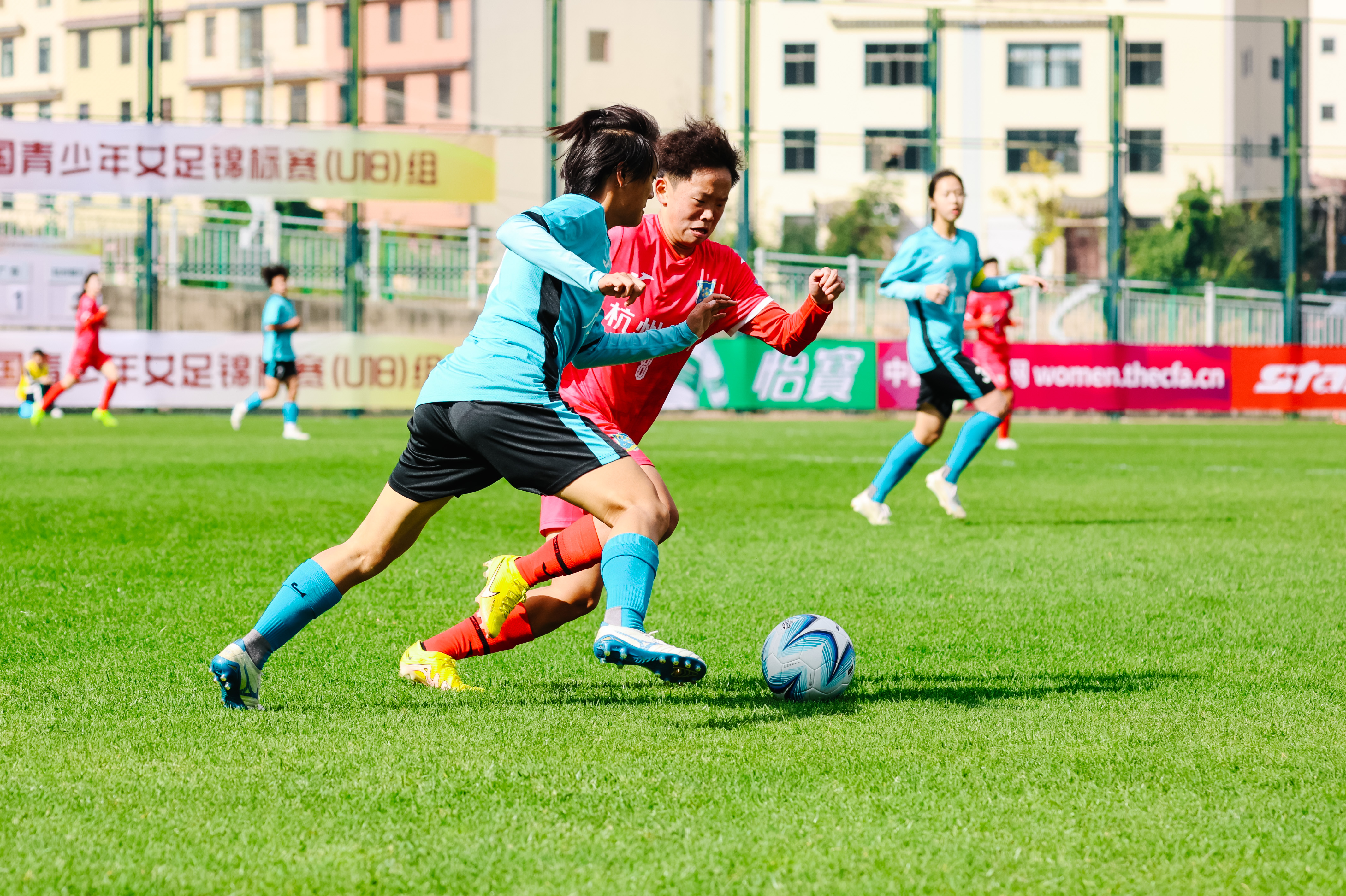 青年女足选拔赛展现新秀风采