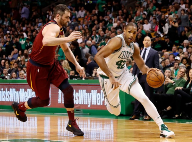 PG游戏APP-山东队横扫青岛队，欧文带队取胜