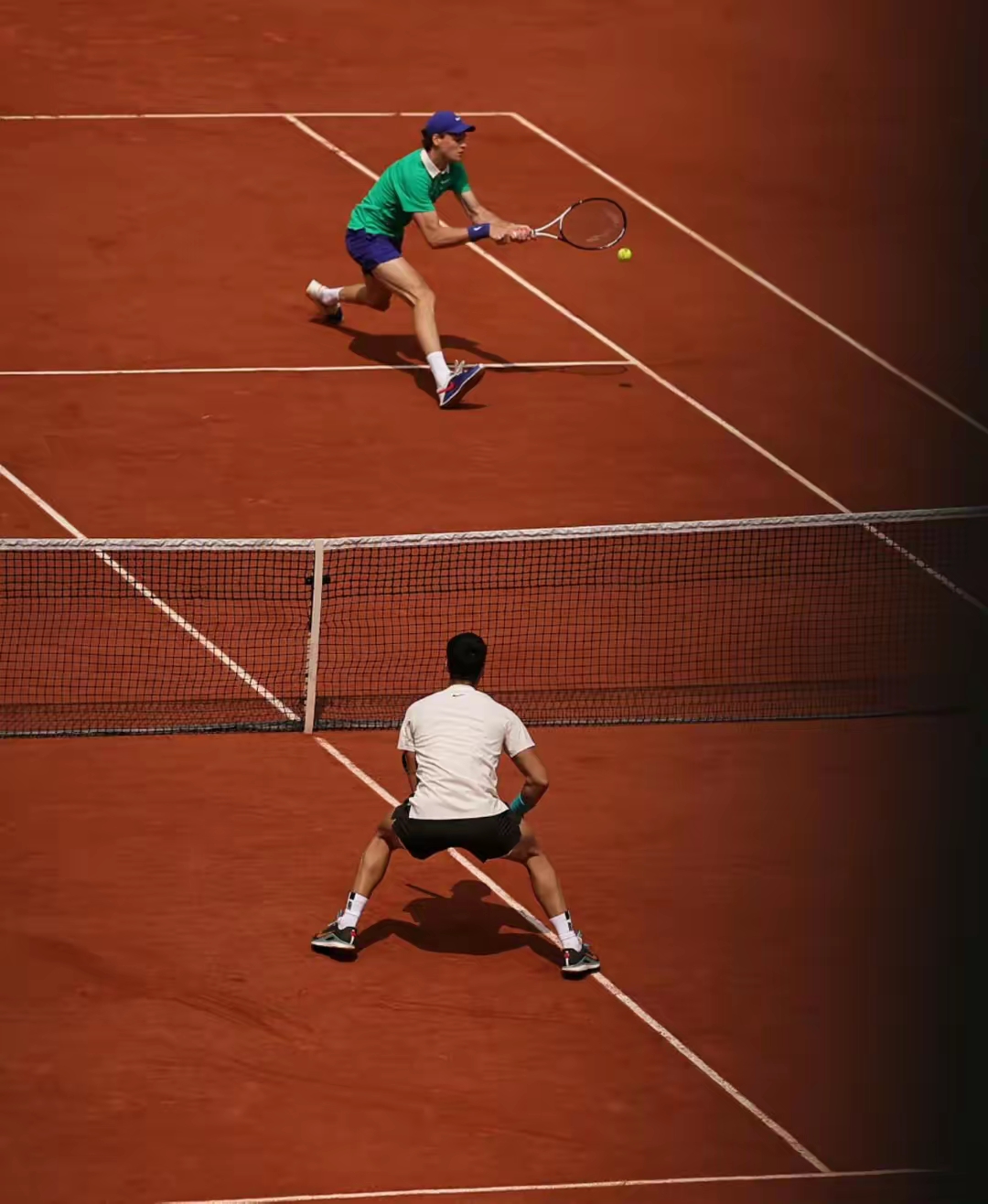 包含澳大利亚网球队翻盘欧洲网球队，阿尔卡拉斯绝境逆转的词条