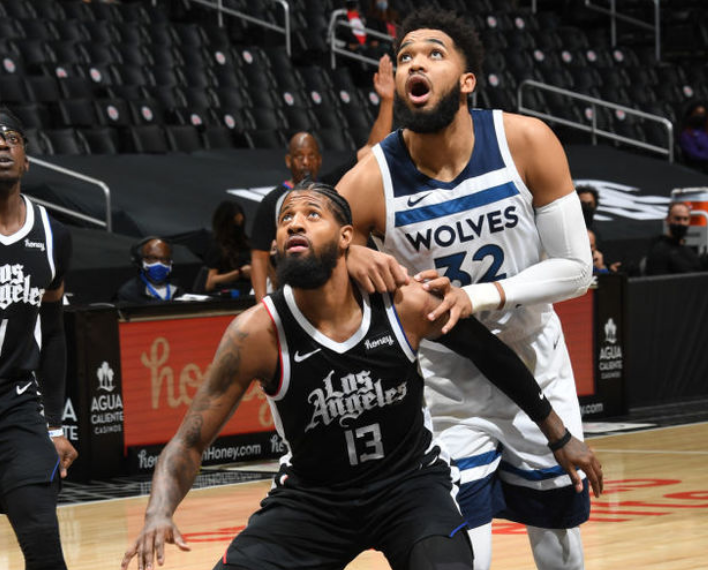 RGE鏖战TL，Xiaohu三分雨点燃全场的简单介绍