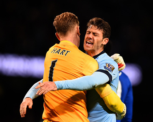 包含美国翻盘曼城,奥亚尔萨瓦尔惊艳四座的词条 包含美国翻盘曼城,奥亚尔萨瓦尔惊艳四座的词条