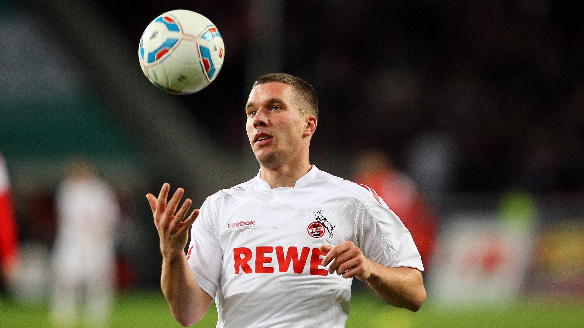 意甲焦点战之夜，布鲁诺状态火热，独舞照亮圣西罗