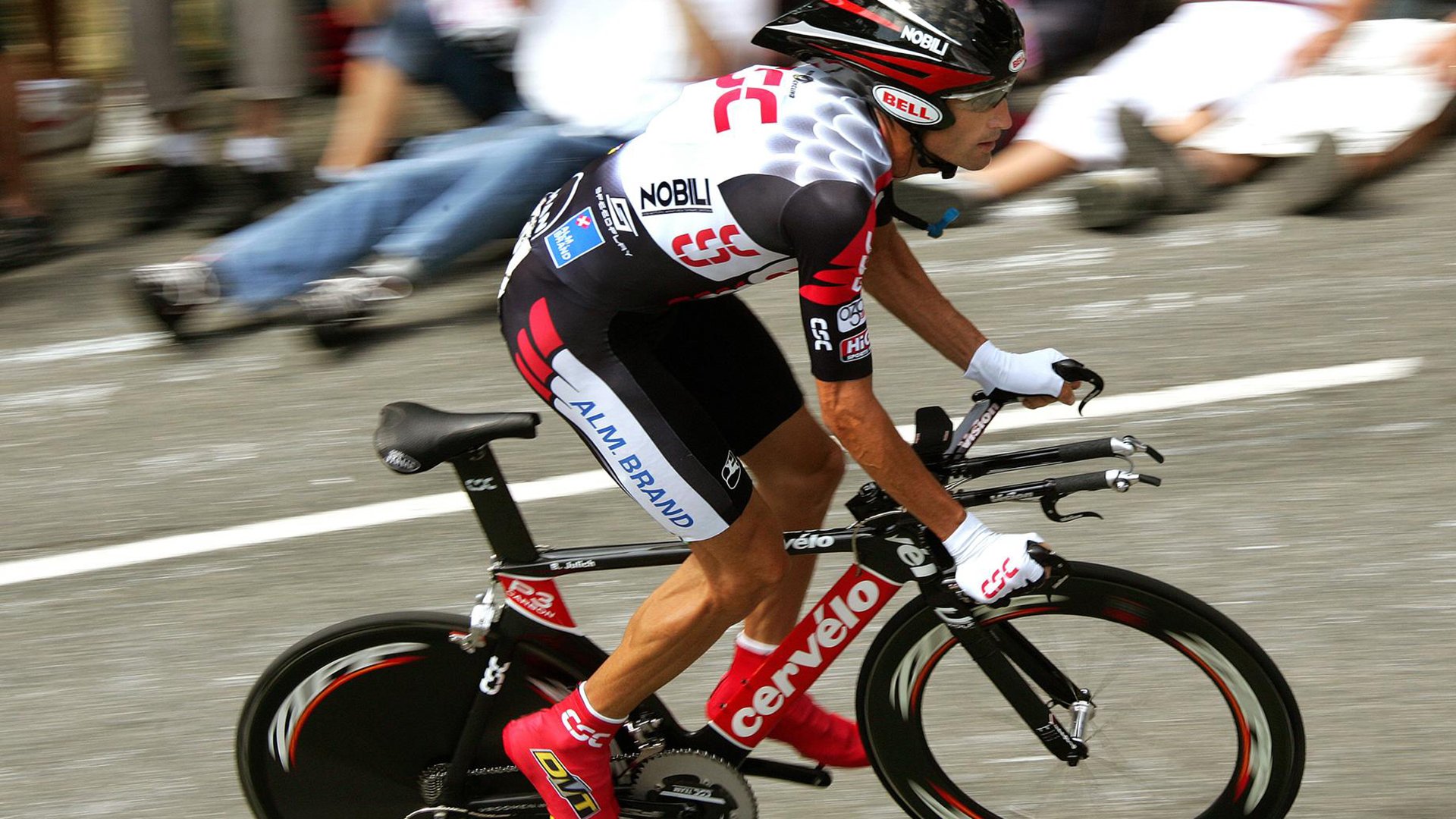 维尼修斯爆发引领巴西新纪元,墨西哥战术压制尼日利亚显功力